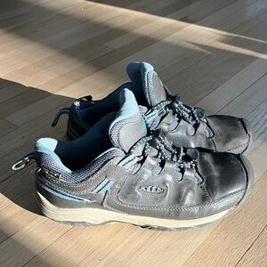 Keen Kids Gray and Teal Sneakers